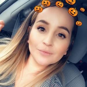 Meet your Posher, Maribel-adelmo